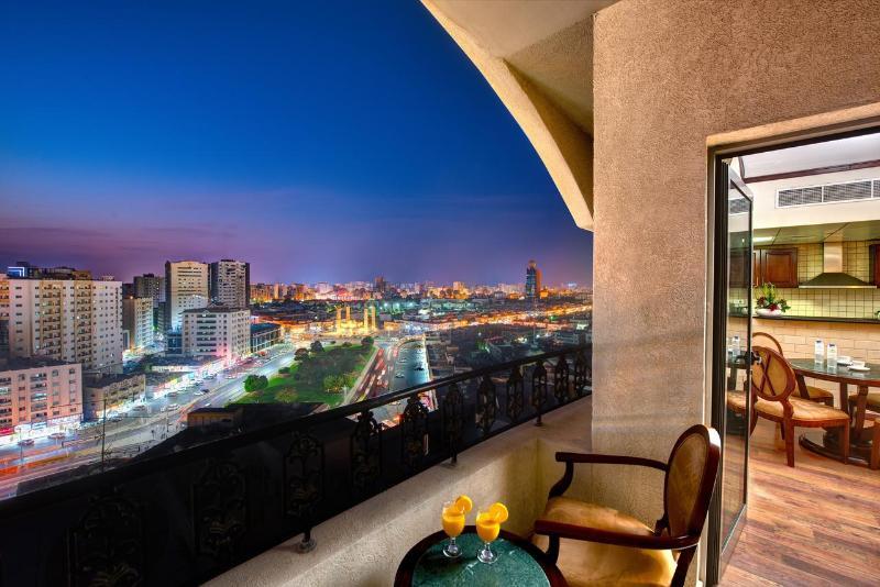 Tulip Inn Apartments Dubaj Zewnętrze zdjęcie